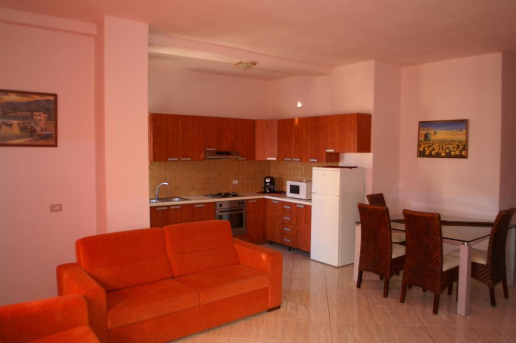 Apartments Globus Sarande Ruang foto