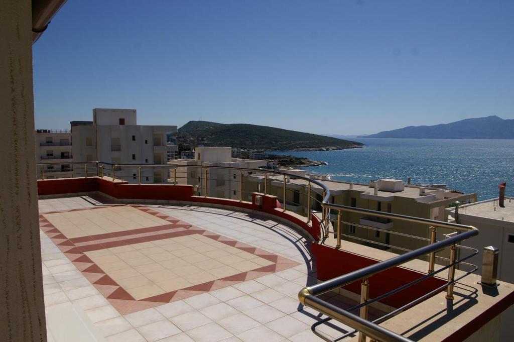 Apartments Globus Sarande Ruang foto