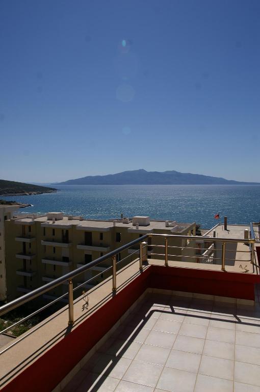 Apartments Globus Sarande Ruang foto